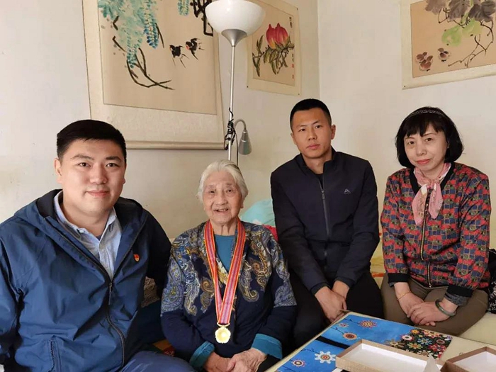 ×ðÁú¿Ê±(Öйú)ÈËÉú¾ÍÊDz«!