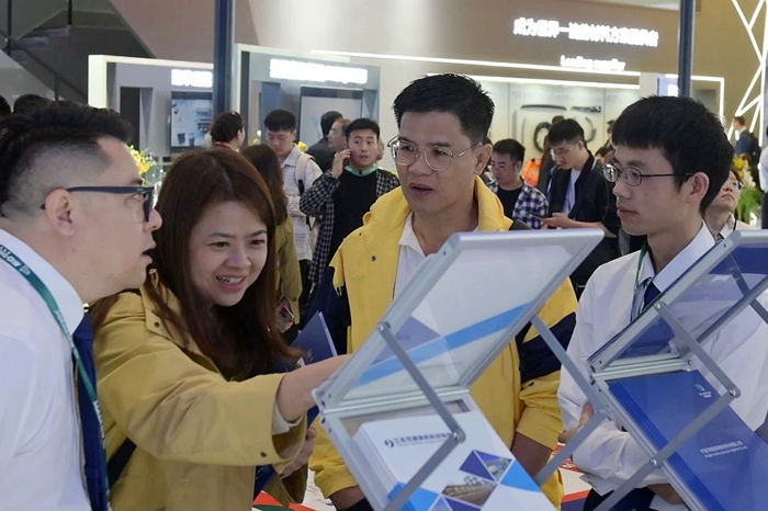 ×ðÁú¿Ê±(Öйú)ÈËÉú¾ÍÊDz«!